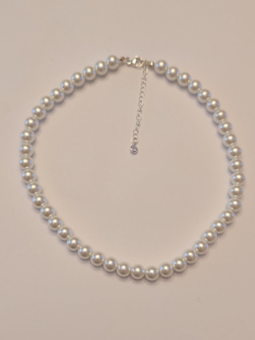 Faux White Pearl Choker Necklace